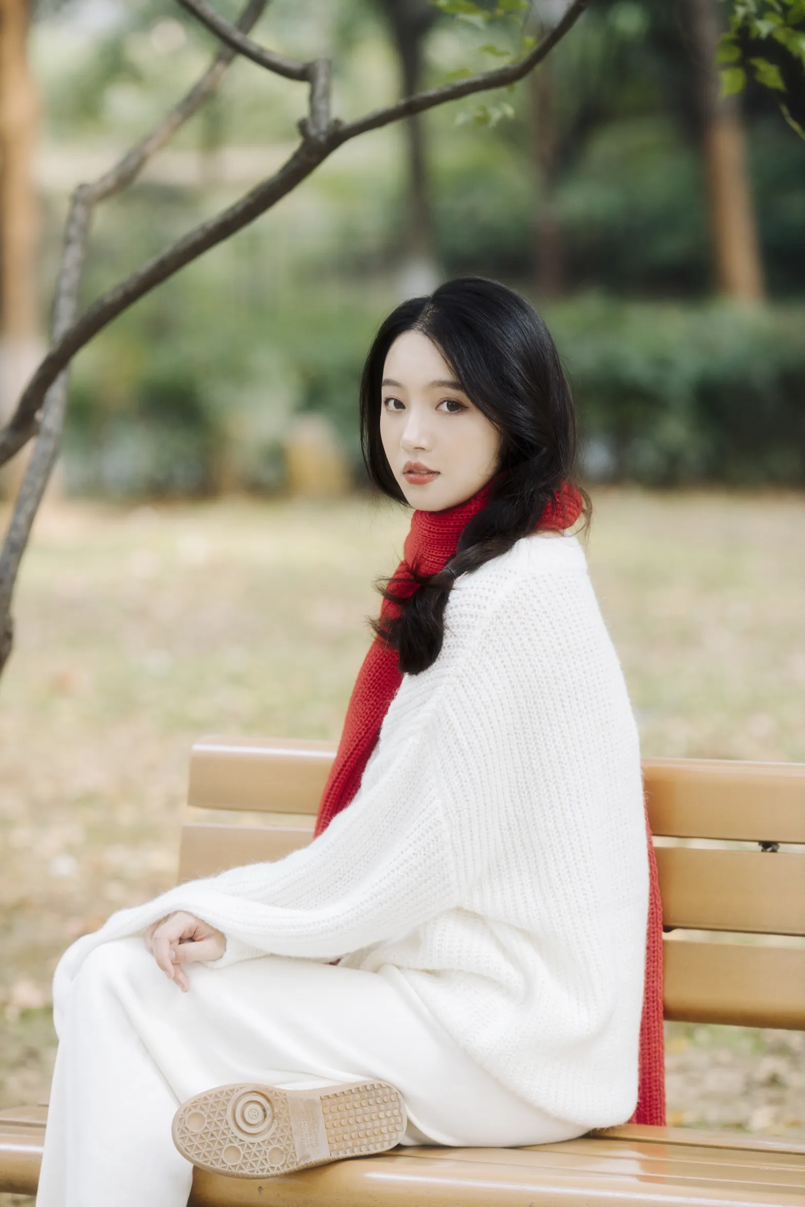 [YITUYU] 2022.12.05 Vol.2604 – Red Warm Winter ghost beard#[46P]-28