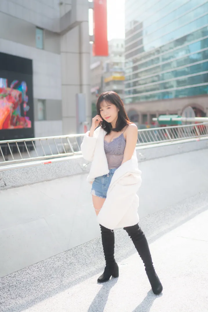 [Mzsock] NO.215 YoYo denim shorts and boots street photography#[105P]-74